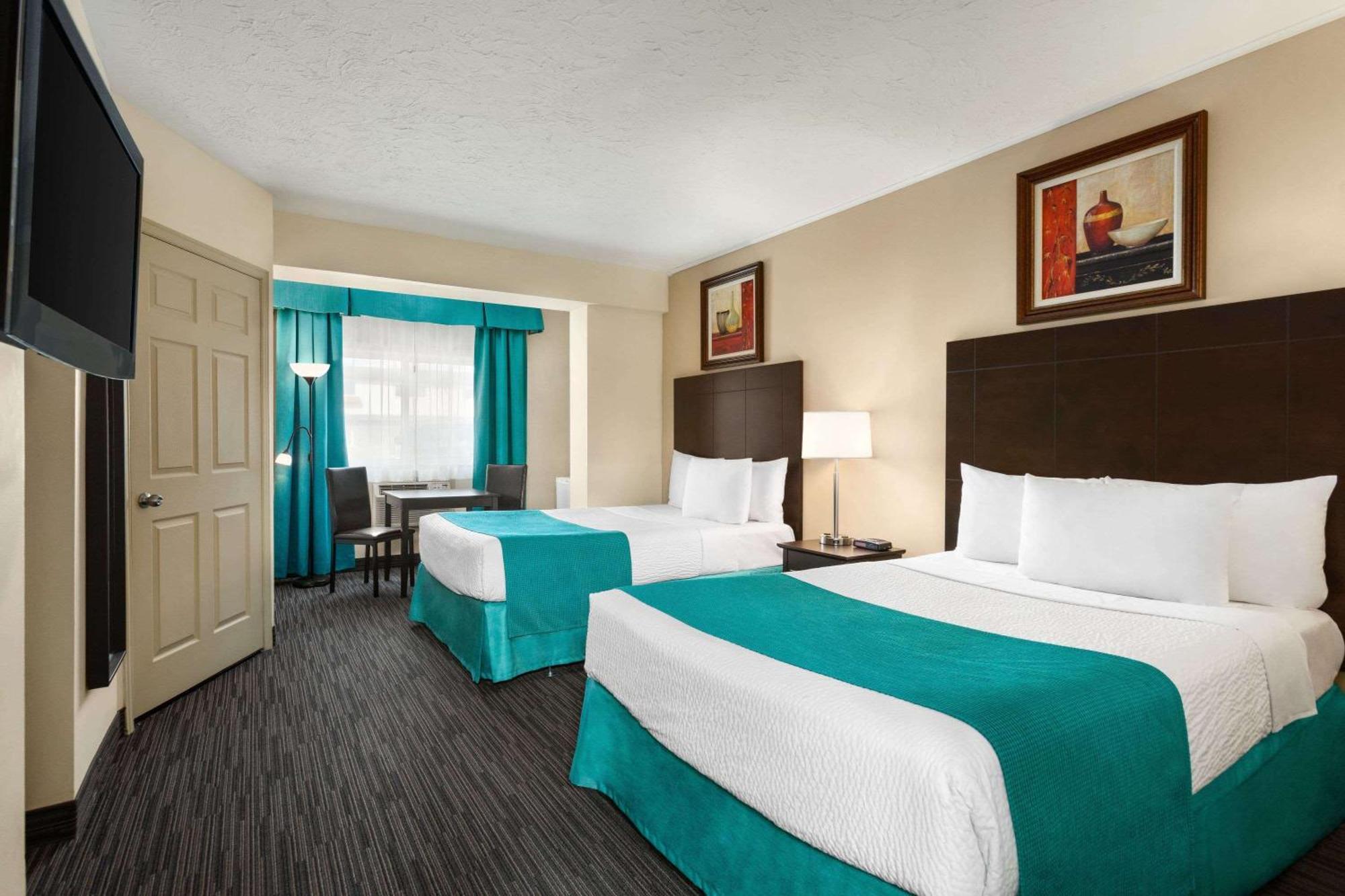 Days Inn By Wyndham Montreal East Εξωτερικό φωτογραφία